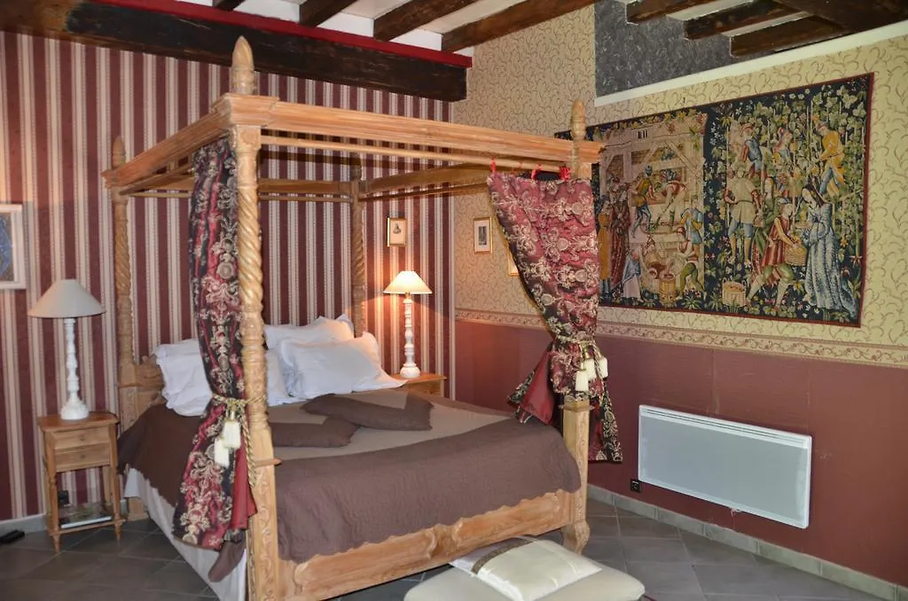 La Tour Du Lion - Guest House Rochefort-en-Terre