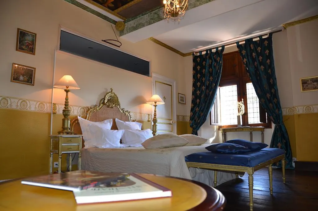 La Tour Du Lion - Guest House Rochefort-en-Terre