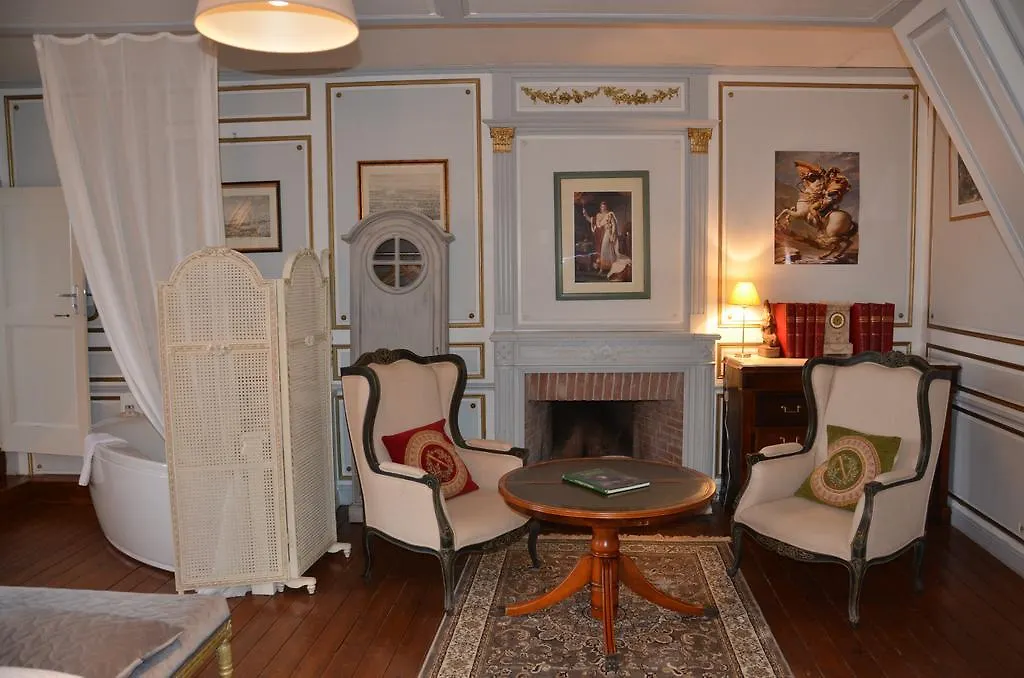 La Tour Du Lion - Guest House Rochefort-en-Terre